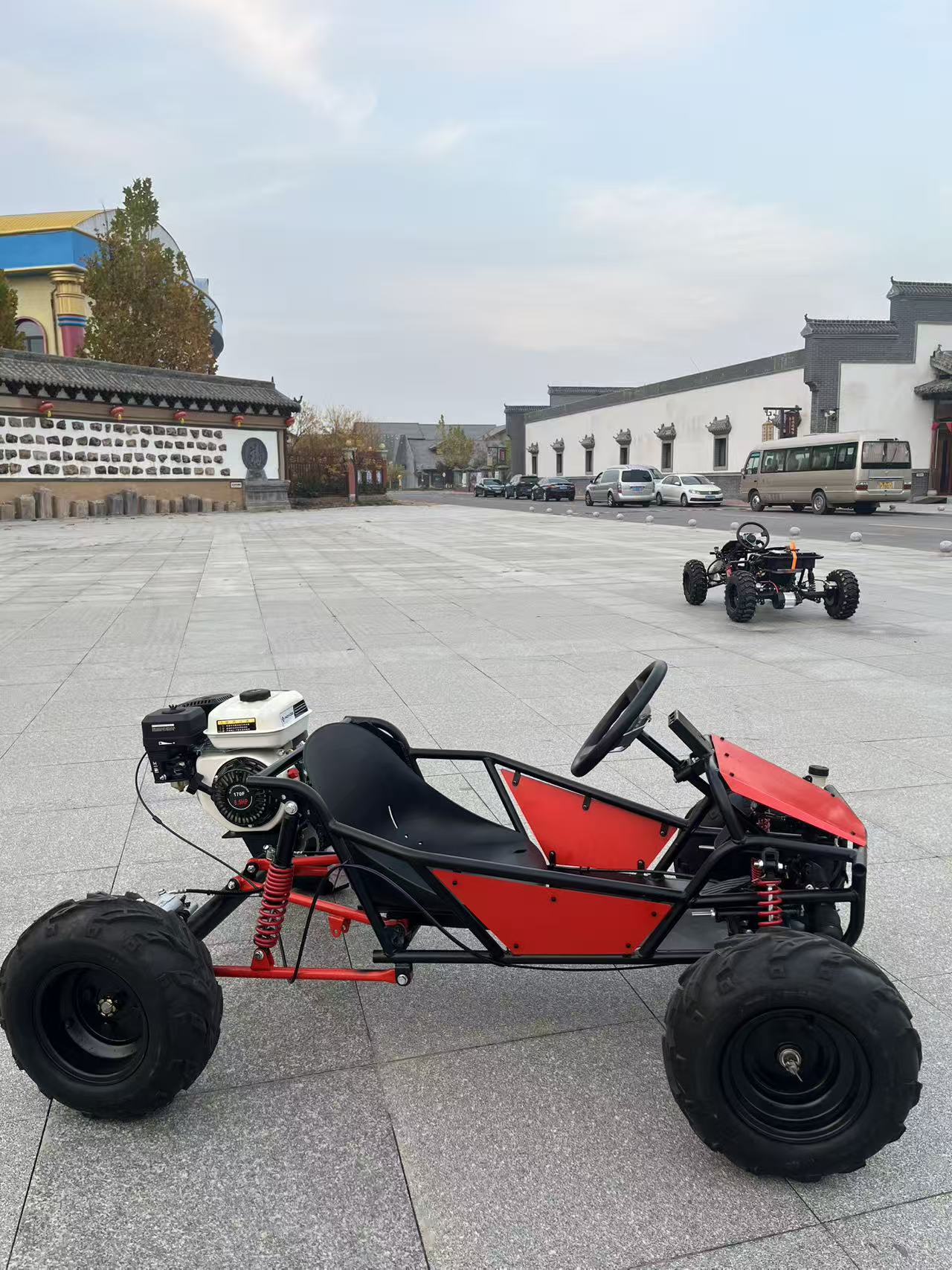 Kart crossowy z napędem spalin – Outdoor Power Wheels recenzja i cena